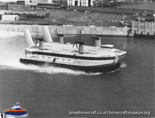 SRN4 prototype GH-2007 -  (credit: The <a href='http://www.hovercraft-museum.org/' target='_blank'>Hovercraft Museum Trust</a>).